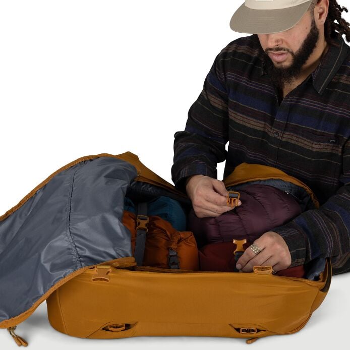 Sojourn Porter™ 65L Travel Pack
