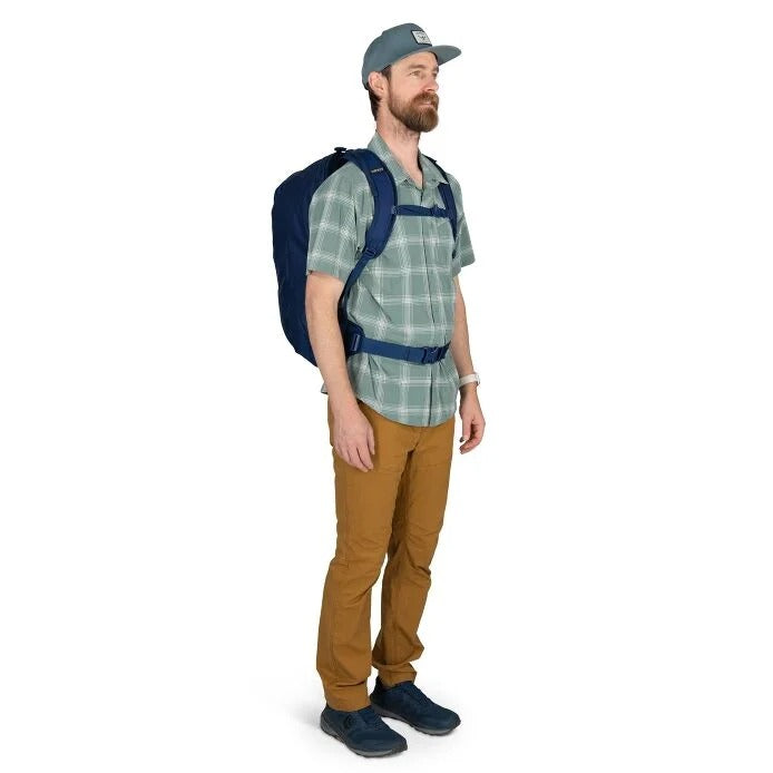 https://cdn.shopify.com/s/files/1/0636/7789/0627/files/imgi_10_farpoint40_s26_onbody1_antiqueblue_1_3.jpg?v=1771298902