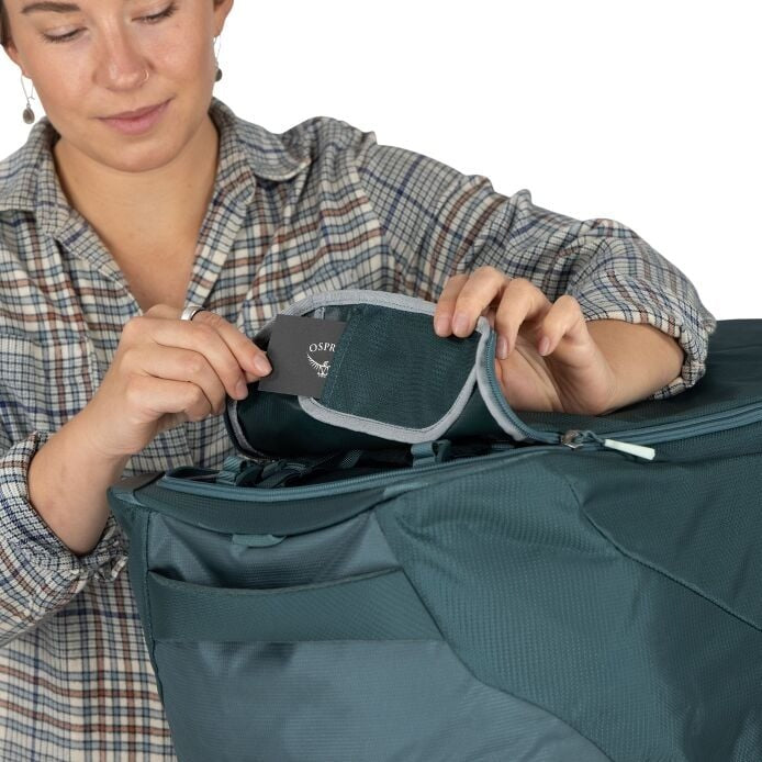 https://cdn.shopify.com/s/files/1/0636/7789/0627/files/imgi_16_fairview70_s26_detail2_cascadebluetorrentblue_1.jpg?v=1771476797
