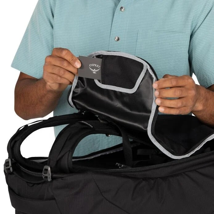 https://cdn.shopify.com/s/files/1/0636/7789/0627/files/imgi_17_farpoint55_s26_detail4_black_2.jpg?v=1771297638