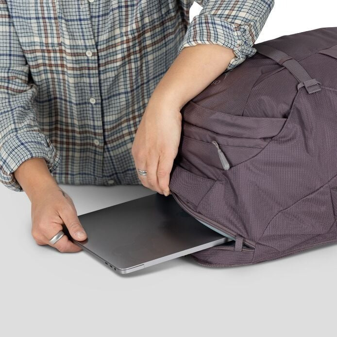 https://cdn.shopify.com/s/files/1/0636/7789/0627/files/imgi_18_fairview40_s26_detail4_graphitepurple_2_1.jpg?v=1771555403