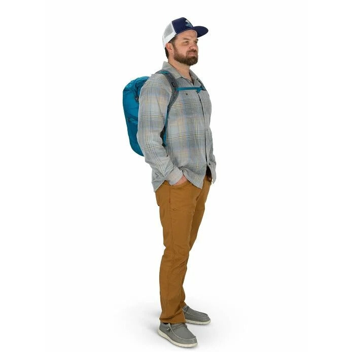 https://cdn.shopify.com/s/files/1/0636/7789/0627/files/imgi_6_uldrystuffpack20_s23_body1_waterfrontblue.jpg?v=1756949997