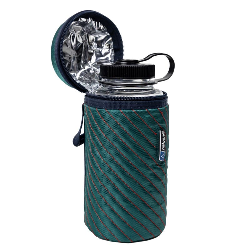 https://www.paddypallin.com.au/media/catalog/product/n/a/nalgene_1l_insulated_sleeve_teal_-_open_1.jpg?width=800&height=&canvas=800,&quality=80&fit=bounds