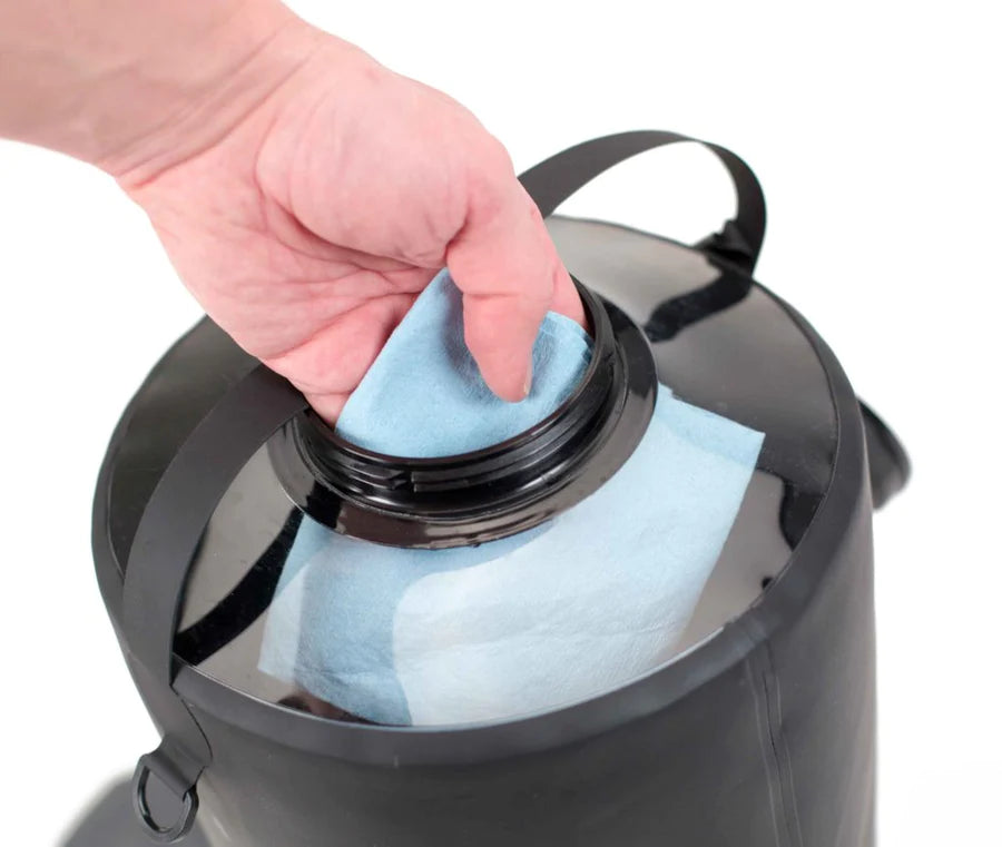 Nemo Helio LX Pressure Shower (Black/Apple Green)