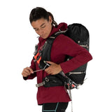 https://cdn.shopify.com/s/files/1/0636/7789/0627/files/10005907_tempestvelocity30l_s24_detail2_darkcharcoalchirutan_3_4.jpg?v=1756949861