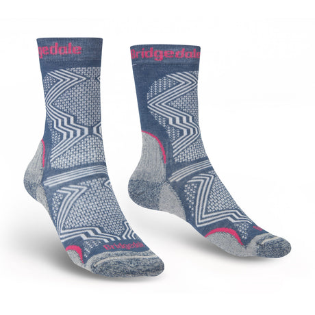 https://cdn.shopify.com/s/files/1/0529/0144/5806/files/710284_Hike_Ultralight_T2_Coolmax_Performance_Boot_Wmns_139_Dark_Denim_1.jpg?v=1696507129