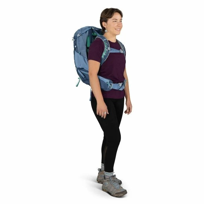 https://cdn.shopify.com/s/files/1/0636/7789/0627/files/imgi_10_Sirrus24_S26_OnBody1_SevresBlue_Hi-res.jpg?v=1771288434