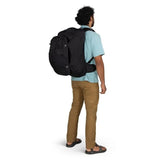 https://cdn.shopify.com/s/files/1/0636/7789/0627/files/imgi_11_farpoint55_s26_onbody2_black_2.jpg?v=1771297638