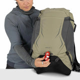 https://ospreyaustralia.com.au/cdn/shop/files/imgi_14_Hikelite32_S26_Detail2_OliveTan_Hi-res.jpg?width=1445