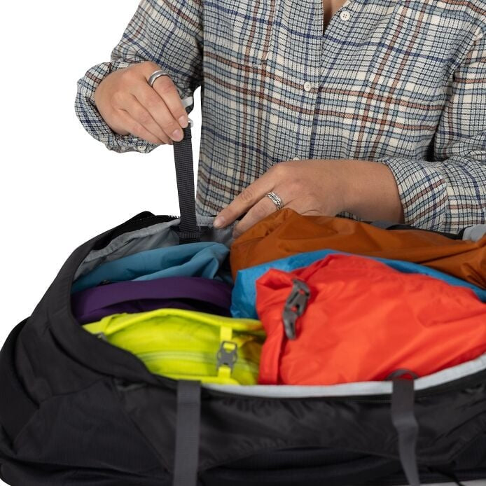 https://cdn.shopify.com/s/files/1/0636/7789/0627/files/imgi_19_fairview55_s26_detail5_black.jpg?v=1771547737
