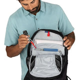 https://cdn.shopify.com/s/files/1/0636/7789/0627/files/imgi_19_farpoint55_s26_detail6_black_2.jpg?v=1771297638