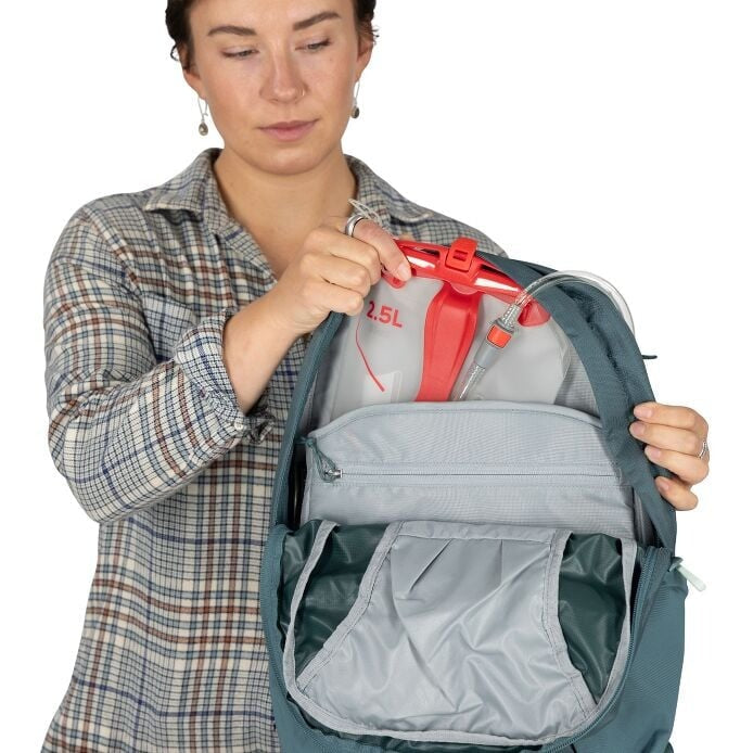 https://cdn.shopify.com/s/files/1/0636/7789/0627/files/imgi_21_fairview70_s26_detail7_cascadebluetorrentblue_1.jpg?v=1771476797