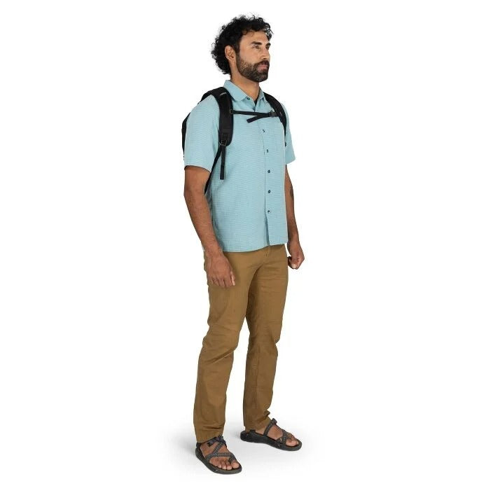 https://cdn.shopify.com/s/files/1/0636/7789/0627/files/imgi_23_farpoint55_s26_detail10_black_2.jpg?v=1771297638