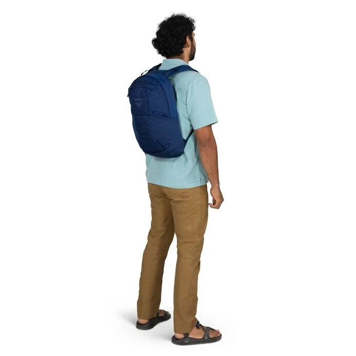 https://cdn.shopify.com/s/files/1/0636/7789/0627/files/imgi_24_farpoint70_s26_detail11_antiqueblue_2.jpg?v=1771290479