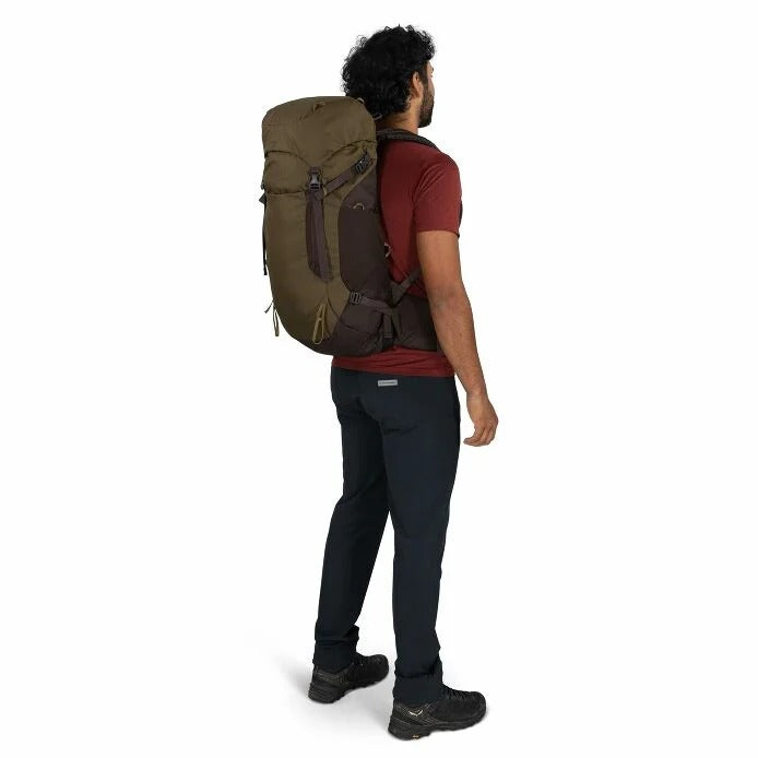 https://cdn.shopify.com/s/files/1/0636/7789/0627/files/imgi_6_KestrelLT35_S26_OnBody2_MossGreen_Hi-res.jpg?v=1770337850