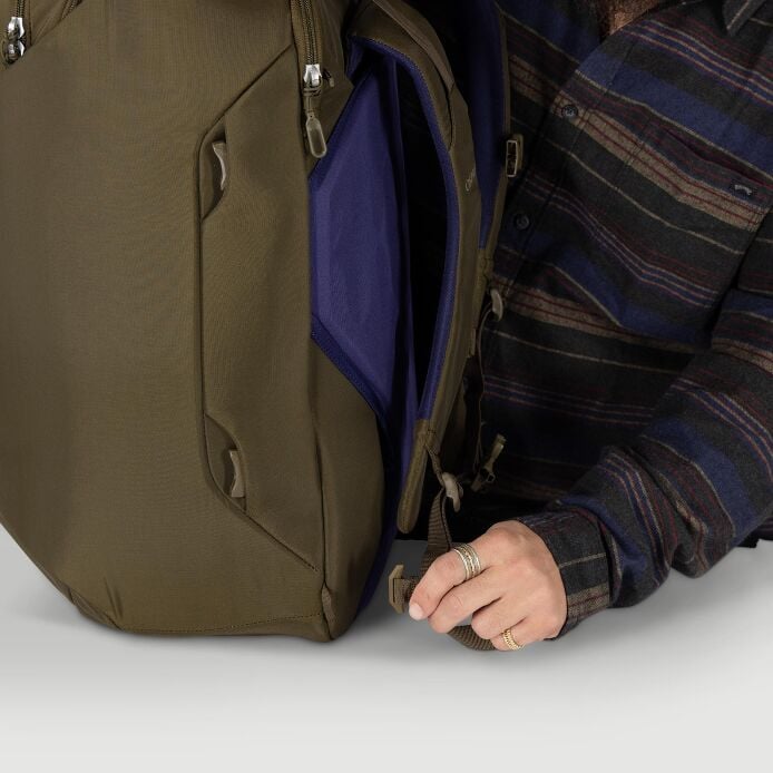 Sojourn Porter™ 46L Travel Pack